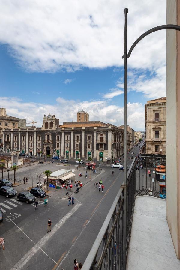 Acanthus B&B Catania Bagian luar foto